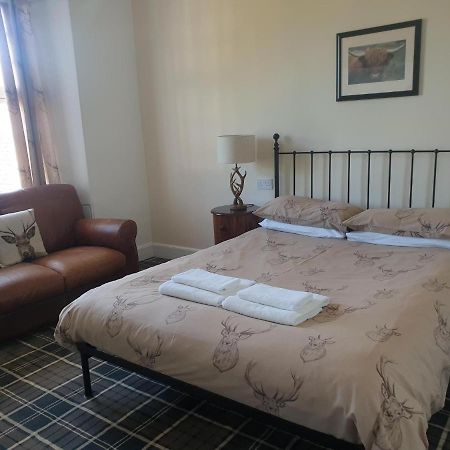 Fettercairn Ramsay Arms Hotel מראה חיצוני תמונה
