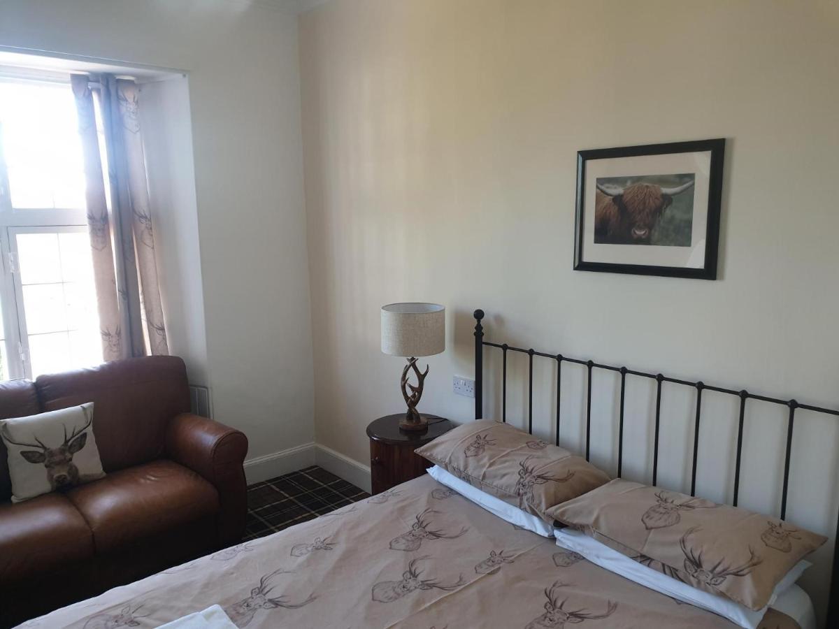 Fettercairn Ramsay Arms Hotel מראה חיצוני תמונה
